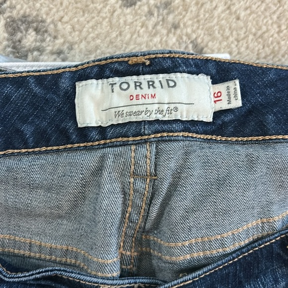 BUNDLE JEAN SHORTS:  Women's Jean Shorts - Blue, Gray, and White - Picture 7 of 8